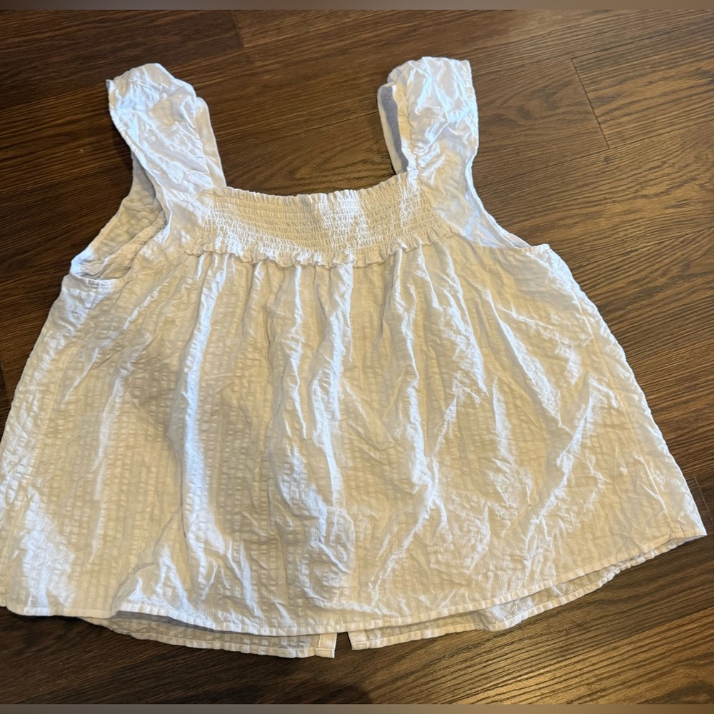 Old Navy Flutter Sleeve Button Down - Picture 5 of 6